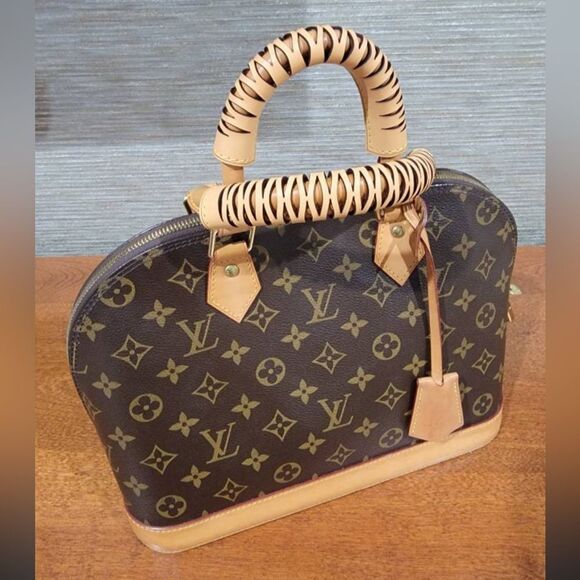 Straps/Handles Protector/Cover 
Geniune Vachetta Leather. - Picture 8 of 8